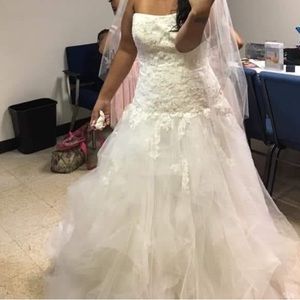 Wedding dress